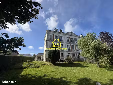 maison 9 pièces 297 m²