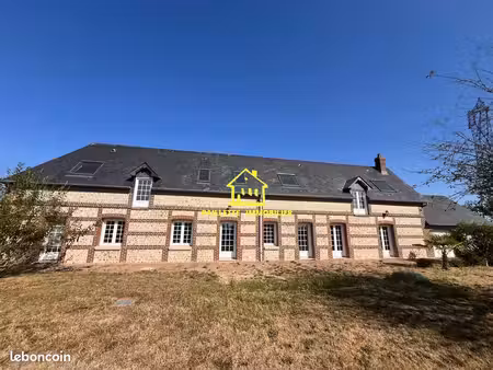 maison 8 pièces 209 m²