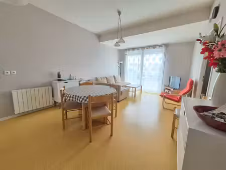 berck plage   appartement t2 + cabine de 41.28 m2   vivable de plain pied !
