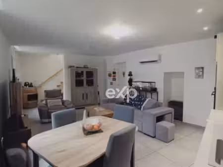 t2 en duplex de 51 m² avec cave — murviel-lès-béziers