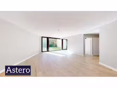 duplex avec jardin privatif et ascenseur 121 m2 3 pièces - étangs de corot - ville-d'avray