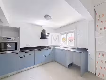 dpt guyane  à louer rémire-montjoly appartement t4 de 97 66 au rez-de-chaussée