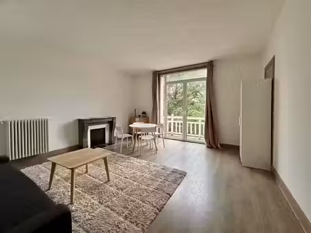 senlis studio avec balcon