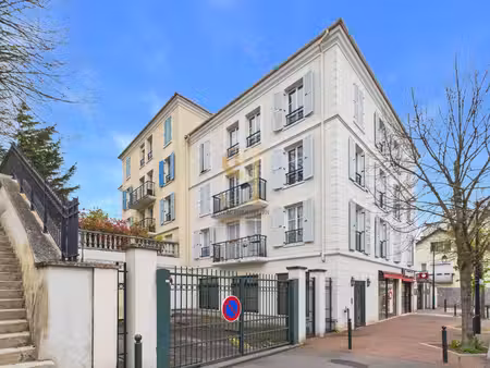 à vendre ? charmant 2 pièces en plein c?ur de yerres