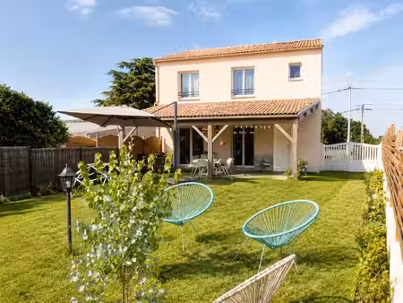 maison très récente - 4 chambres et jardin clos sans vis-à-v