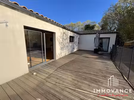 villa t4 avec piscine
