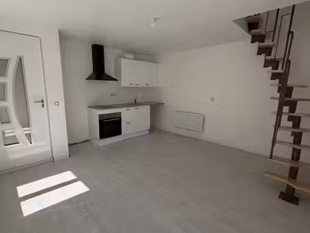 t2 duplex entièrement rénové à neuf - bolbec - disponible immédiatem