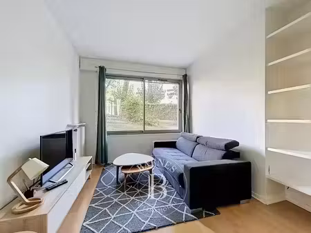 location appartement 1 pièce 23 m² à la celle-saint-cloud (78170)  730 €