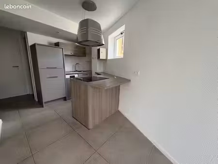 appartement f2 avec jardin garage cave