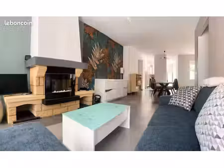 maison 6 pièces 150 m²