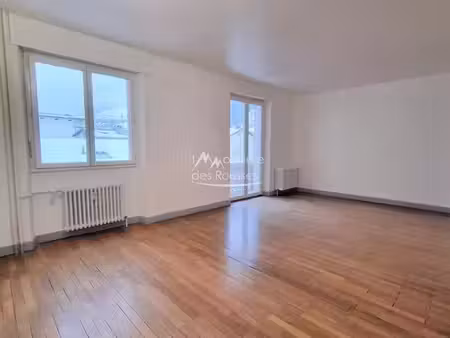 appartement 3 pièces 80 m²