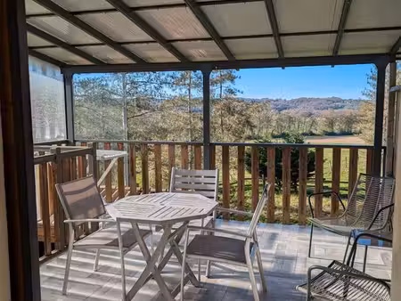 a 6km d'aire sur l'adour  beau studio meublé 47 m² avec terrasse et parking couverts