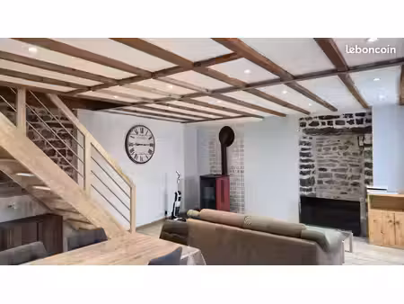 maison de village - saint-etienne du valdonnez