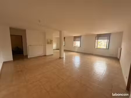appartement 4 pièces 109 m²