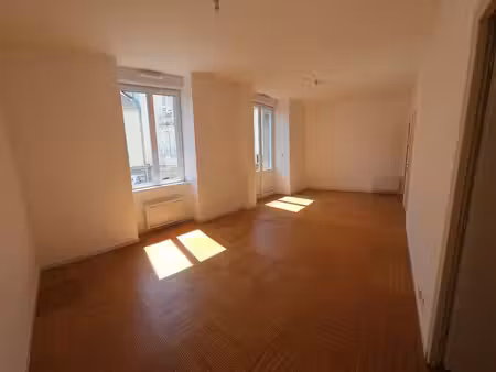 location t3 au centre du pouliguen