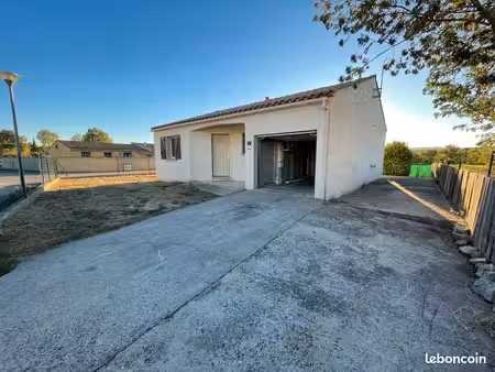 maison individuelle 75 m² – 3 chambres – garage et jardin clos – leuc – 850 /mois