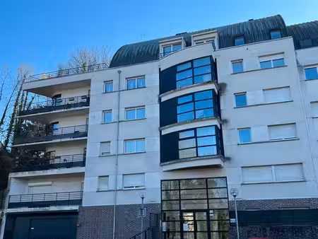 apparemment 50m2