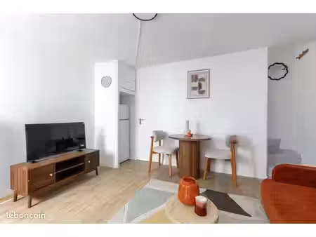 tres beau triplex rénové & meublé à nanterre