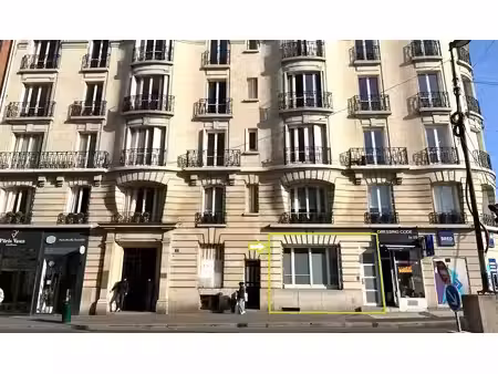 location locaux professionnels 0 pièces 50 m² à neuilly-sur-seine (92200)  1 910 €