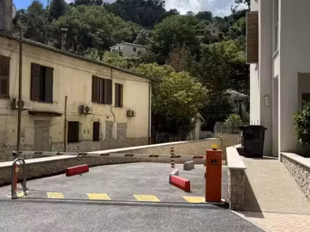 stationnement m²