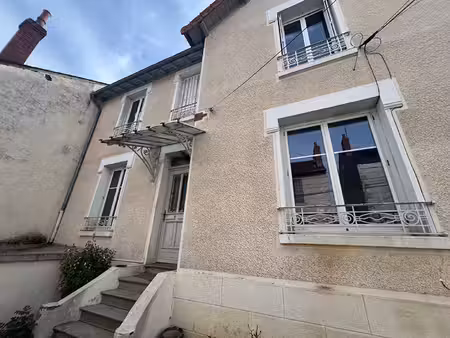 appartement nevers 3 pièce(s) 70 m2