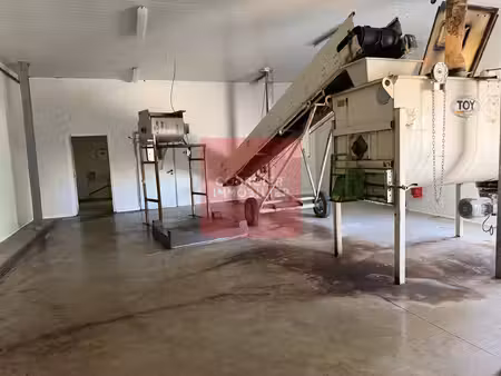 entrepôt 159m² - à louer (saint-nom-la-bretèche 78)