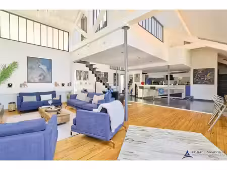 loft - quartier pierre et marie curie - ivry sur seine 5 pièce(s) 164.76 m2