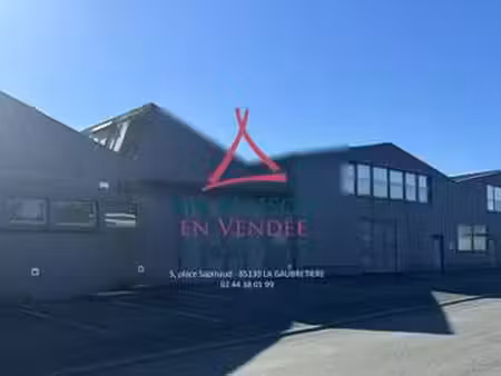 vente bureaux et commerces à la gaubretière (85130) : à vendre / la gaubretière