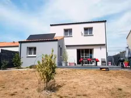 vente maison à saint-père-en-retz (44320) : à vendre / 105m² saint-père-en-retz