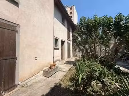 vente maison à grenoble (38000) : à vendre / 109m² grenoble