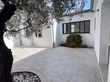 vente maison au bois-plage-en-ré (17580) : à vendre / 100m² le bois-plage-en-ré