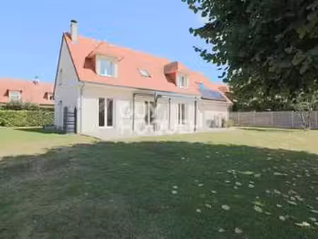location maison meublé à villons-les-buissons (14610) : à louer meublé / 140m² villons-les