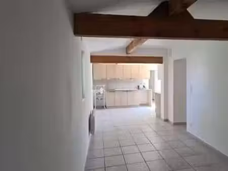 location appartement 2 pièces au verdon-sur-mer (33123) : à louer 2 pièces / 58m² le verdo