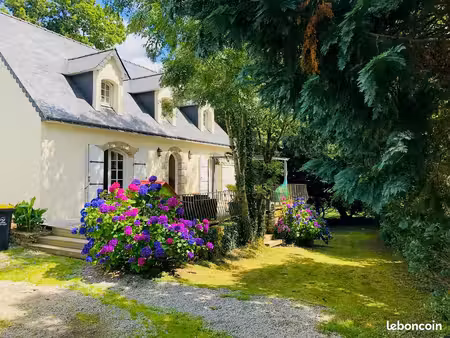 maison individuelle 130 m² • 5 chambres • terrain 1 148 m² • saint nolff