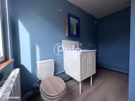 studio 1 pièce 27 m²