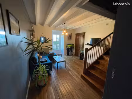 maison 3 chambres + terrain + garage courlay