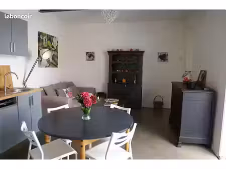 location maison de ville la rochelle