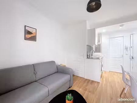 studio 1 pièce 18 m²