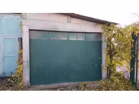 local pour garage stockage garde meuble box