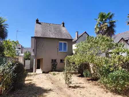 maison bruz 4 pièce(s) 65 m2 - jardin - 3 chambres - grenier - potentiel