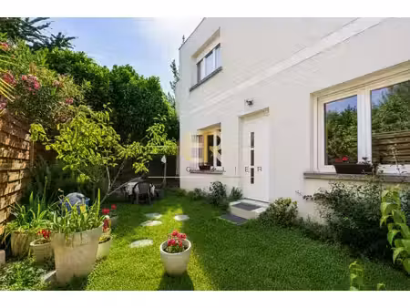 calme - lumineux - investissement - ensemble immobilier rare
