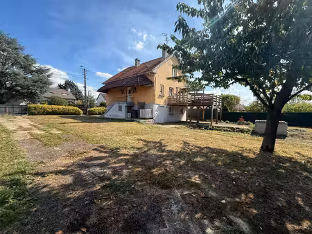 thionville veymerange - maison individuelle de 112 m2 sur 8.
