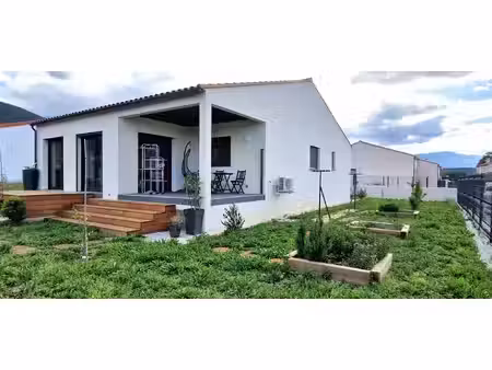proche vinça - lotissement calme sur 480 m2 clos villa plain