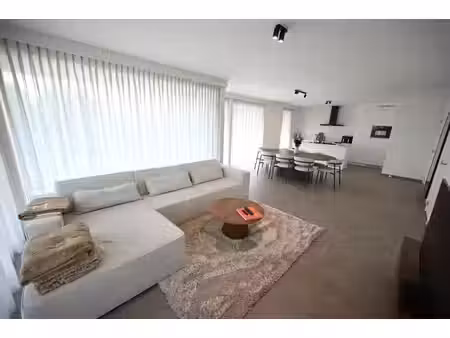 appartement à louer à hille 206 zwevezele (rbw75989)