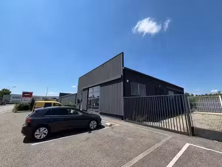 location commerce 364 m² à ambérieu-en-bugey (01500)