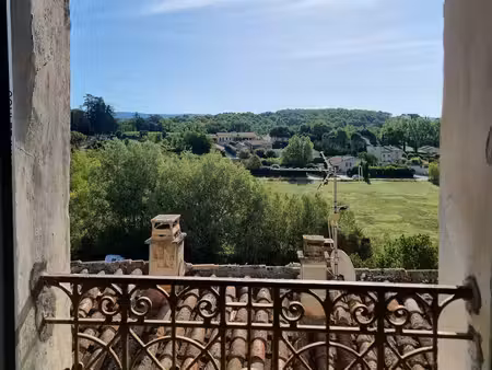 confortable maison lumineuse avec jardin et terrasse