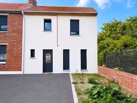 location maison 4 pièces 96 m² à paillencourt (59295)