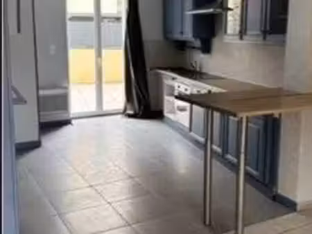 location appartement 3 pièces à fougères (35300) : à louer 3 pièces / 79m² fougères