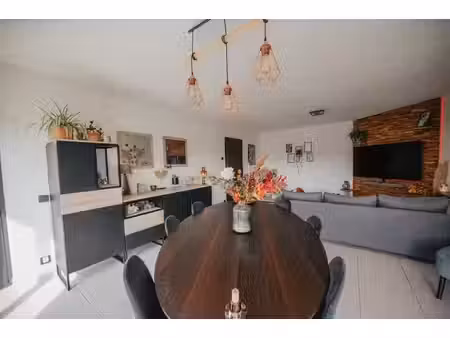 appartement de 2 chambres avec garage à proximité de gand