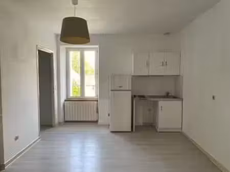 location appartement 2 pièces meublé à bouvron (44130) : à louer 2 pièces meublé / 37m² bo
